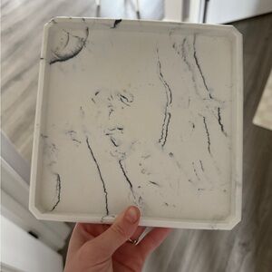 Marble Patterned Square Tray